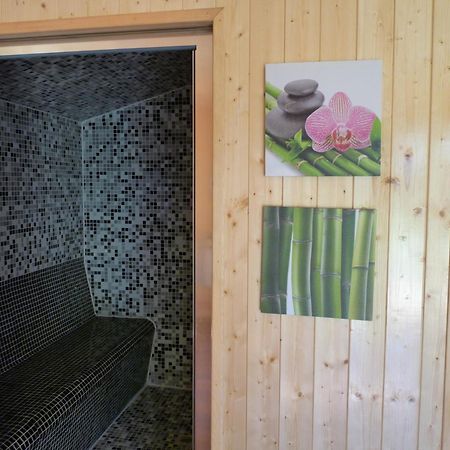 Manoir Des Chanterelles Meauzac Eksteriør billede